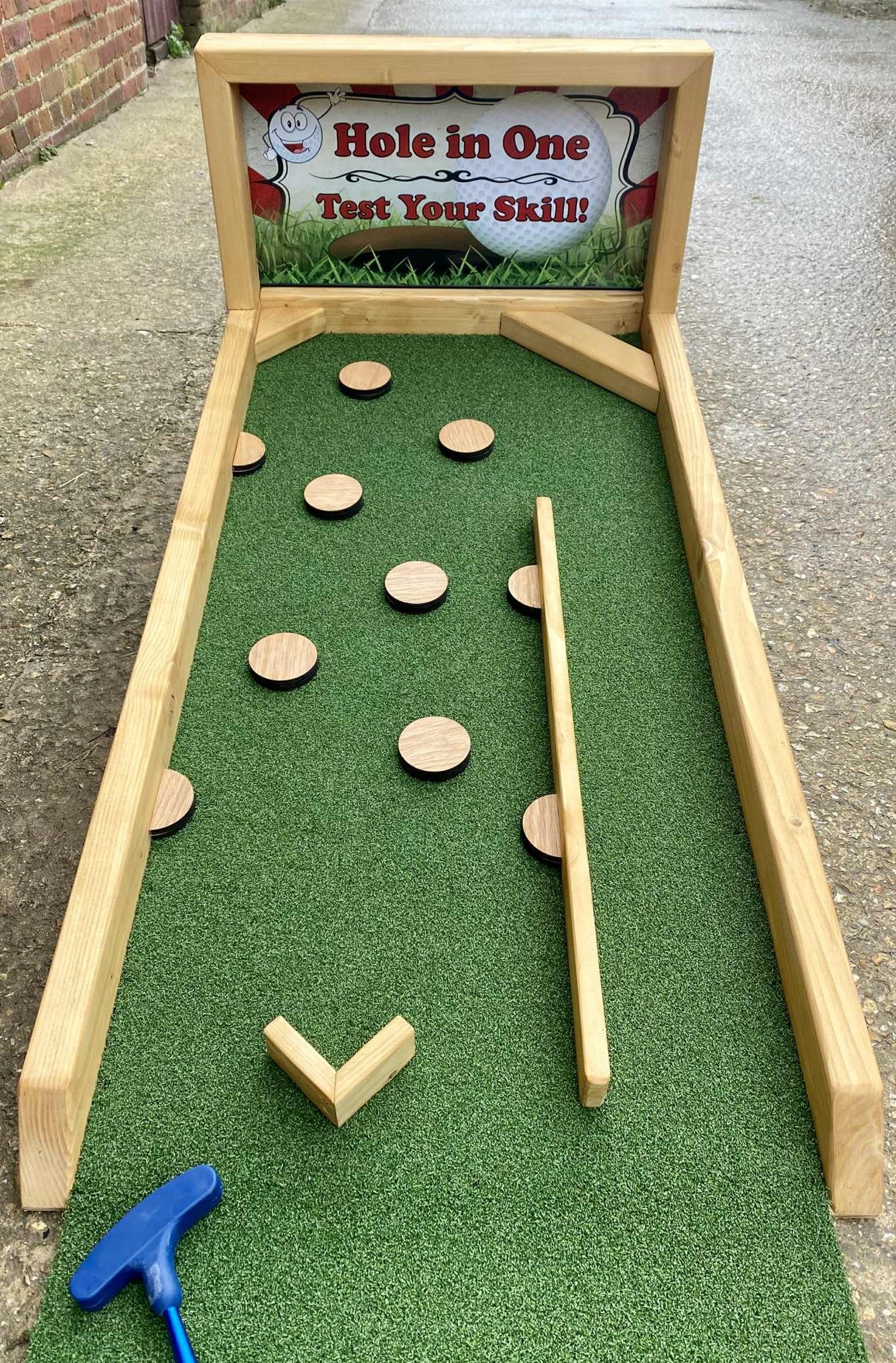 Hole in One - Design 2